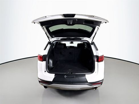 Used 2023 Chevrolet Blazer LT image 24