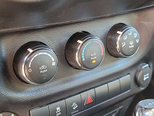 Used 2016 Jeep Wrangler Unlimited Sport w/ Quick Order Package 24S AWD/4WD image 34