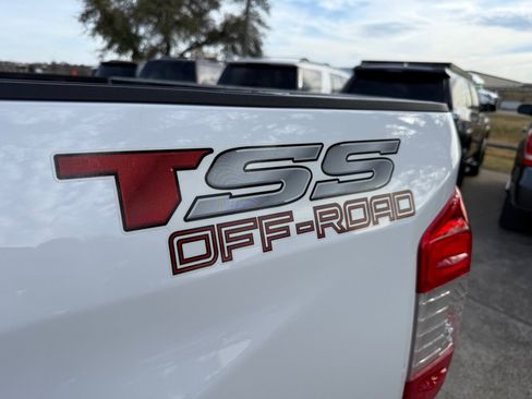 Used 2015 Toyota Tundra SR5 image 14