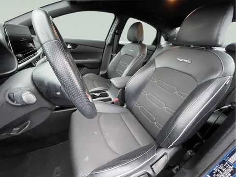 Used 2022 Kia Forte GT-Line w/ GT-Line Technology Package FWD image 12