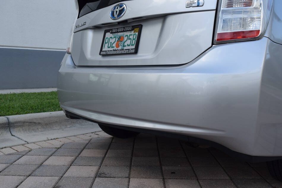 Used 2010 Toyota Prius Two w/ Preferred Accessory Pkg FWD image 23