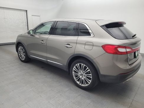 Used 2017 Lincoln MKX Reserve w/ Lincoln MKX Climate Package FWD image 3