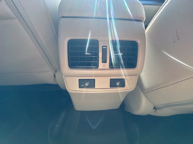 Used 2016 Subaru Outback 2.5i Limited AWD/4WD image 12