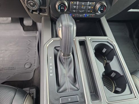 Used 2018 Ford F150 Raptor w/ Equipment Group 802A Luxury AWD/4WD image 20