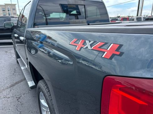 Used 2018 Chevrolet Silverado 1500 LTZ w/ Sport Package AWD/4WD image 14