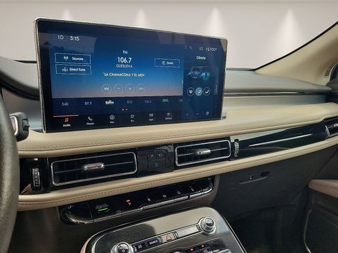 Certified 2023 Lincoln Nautilus FWD w/ Premium Package image 19
