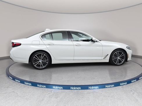 Used 2023 BMW 530i xDrive AWD/4WD image 5