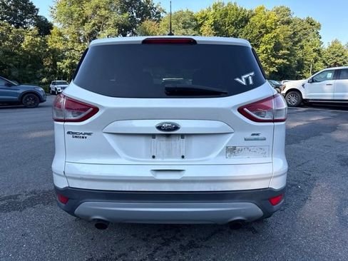 Used 2016 Ford Escape SE FWD image 4