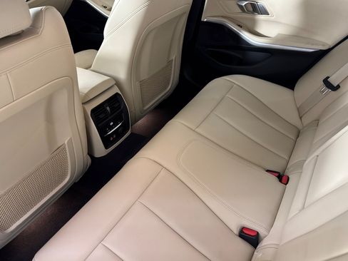 Used 2019 BMW 330i Sedan w/ Premium Package RWD image 21