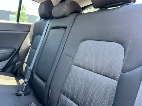 Used 2019 Kia Sportage LX AWD/4WD image 24