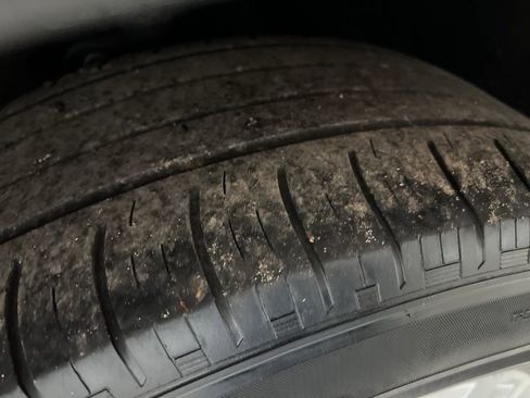 Used 2024 Ford Explorer XLT w/ Equipment Group 202A image 46