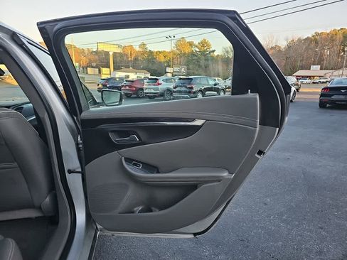 Used 2017 Chevrolet Impala Premier image 27