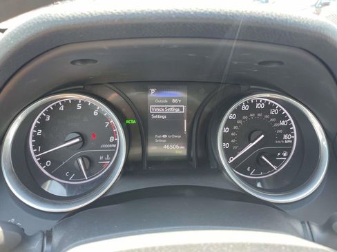 Used 2018 Toyota Camry LE w/ Audio Package FWD image 13