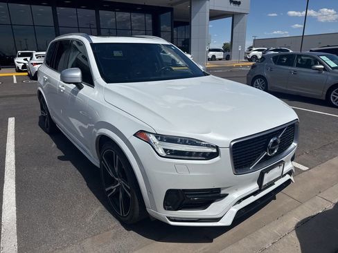 Used 2019 Volvo XC90 T6 R-Design image 2