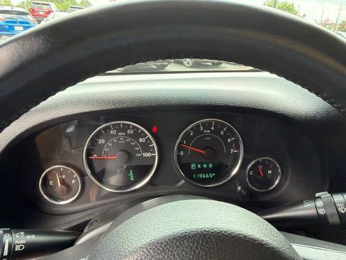 Used 2018 Jeep Wrangler Unlimited Sport AWD/4WD image 19