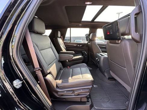Used 2023 GMC Yukon Denali w/ Denali Reserve Package AWD/4WD image 33