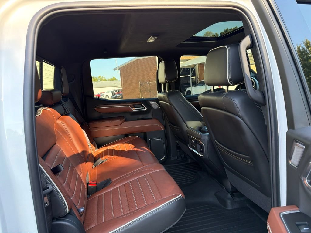 Used 2025 GMC Sierra 1500 Denali Ultimate AWD/4WD image 10