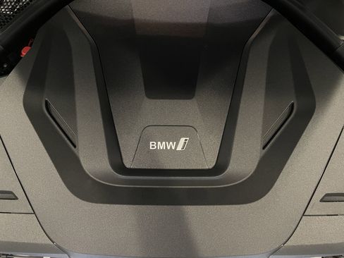 Certified 2023 BMW i4 eDrive40 w/ M Sport Package image 26