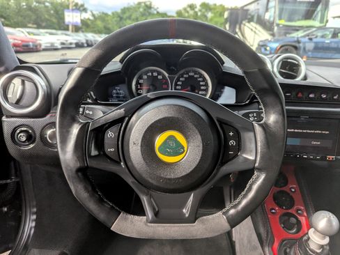 Used 2021 Lotus Evora image 15
