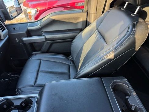 Certified 2019 Ford F150 Lariat w/ Equipment Group 502A Luxury image 26