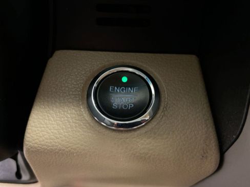 Used 2016 Ford F150 Lariat w/ Equipment Group 502A Luxury image 27