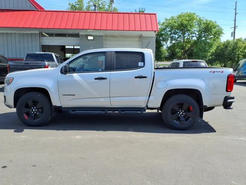 Used 2018 Chevrolet Colorado LT w/ Redline Special Edition AWD/4WD image 12