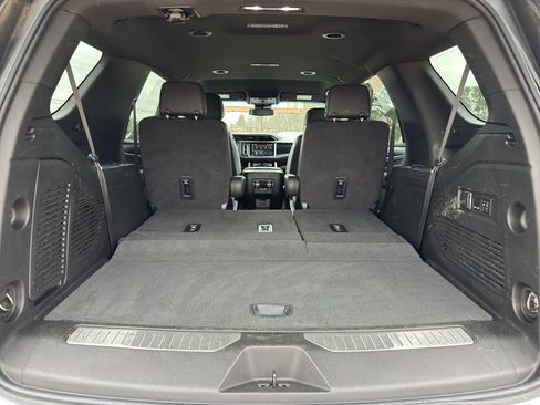 Used 2023 GMC Yukon Denali image 14
