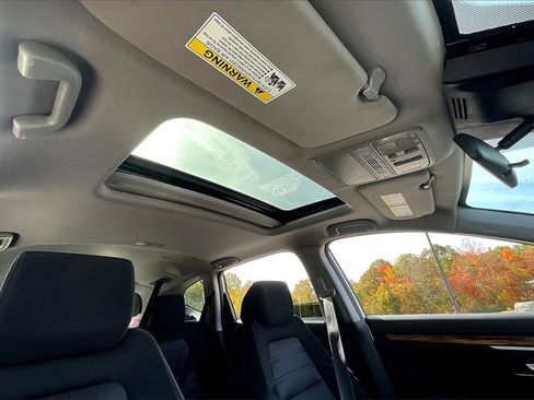 Used 2018 Honda CR-V EX image 18