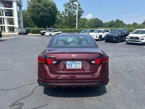Used 2025 Nissan Altima 2.5 SV FWD image 5