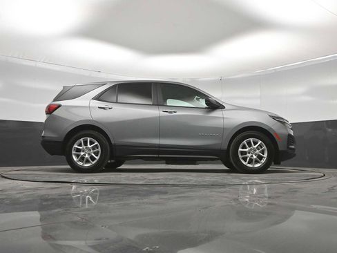 Used 2023 Chevrolet Equinox LS w/ LS Convenience Package FWD image 40