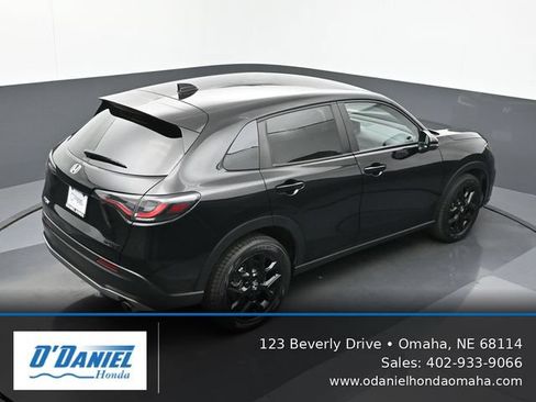 Used 2024 Honda HR-V Sport image 18