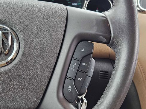 Used 2016 Buick Enclave Premium image 27