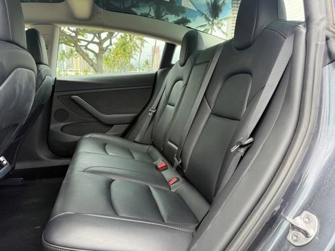 Used 2023 Tesla Model 3 Standard Range RWD image 11