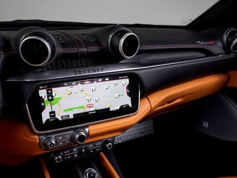 Used 2022 Ferrari Portofino M image 29