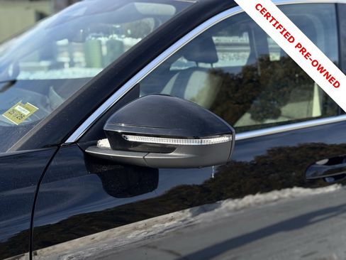 Used 2025 Audi Q5 Premium Plus w/ Premium Plus image 16