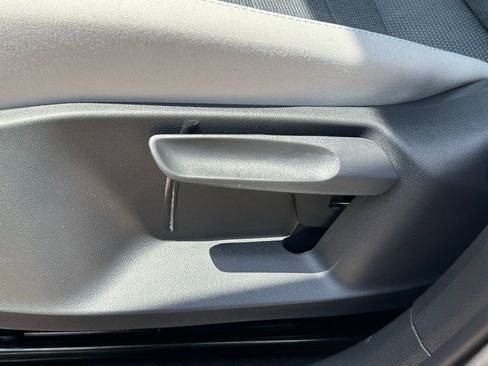 New 2026 Volkswagen Taos S FWD image 21