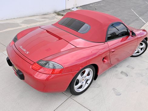 Used 2002 Porsche Boxster S RWD image 17