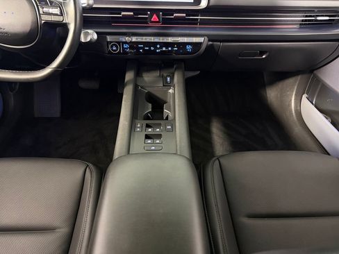 Used 2024 Hyundai Ioniq 6 SEL RWD image 18