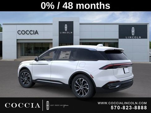 New 2026 Lincoln Nautilus Premier AWD/4WD image 4