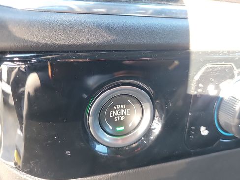 Used 2023 Chevrolet Silverado 1500 RST image 35