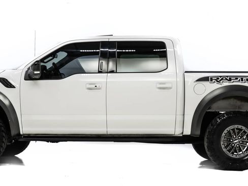 Used 2019 Ford F150 Raptor w/ Equipment Group 802A Luxury image 7