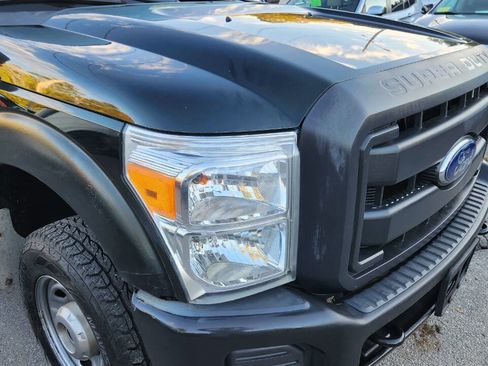 Used 2015 Ford F250 XL w/ Power Equipment Group image 19