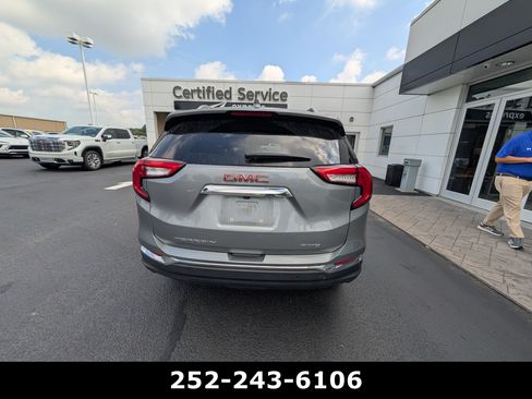 Used 2023 GMC Terrain SLT w/ Tech Package AWD/4WD image 6