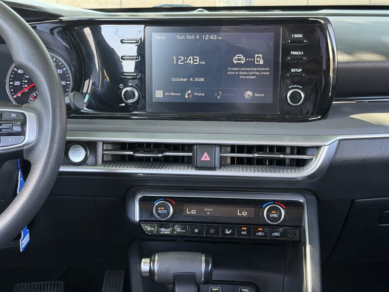 Used 2022 Kia K5 LXS FWD image 18