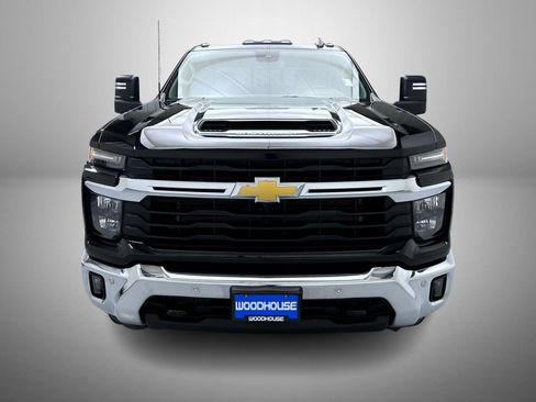Used 2025 Chevrolet Silverado 2500 LT w/ All Star Edition AWD/4WD image 2