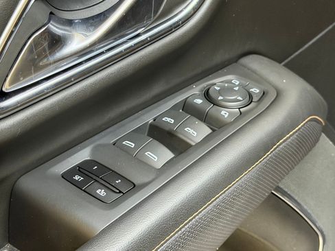 Used 2023 GMC Yukon AT4 AWD/4WD image 21