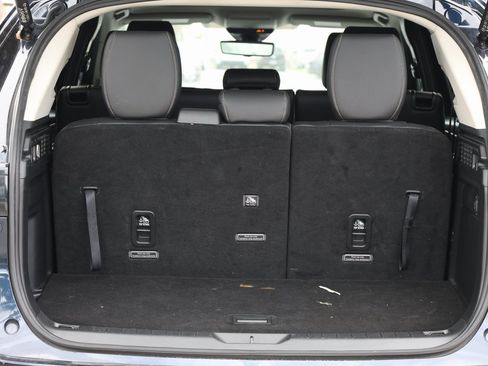 Certified 2024 MAZDA CX-90 Plug-In Hybrid w/ Preferred image 8