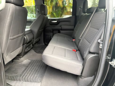 Used 2022 Chevrolet Silverado 1500 Custom RWD image 19