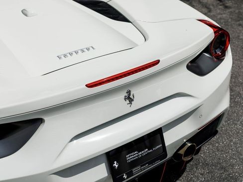 Used 2019 Ferrari 488 Spider RWD image 42