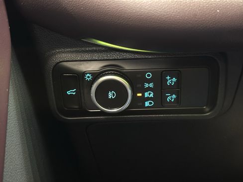 Used 2025 Ford Explorer Platinum w/ Ultimate Package AWD/4WD image 35
